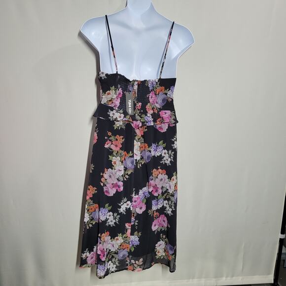 Yumi Kim Monaco Dress in Black Twilight Rose Cut-out Center Front Tie Size Large - Picture 2 of 8